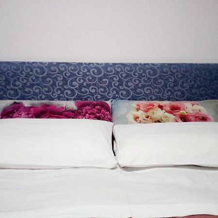 B&B Casa San Jacopo Al Giardino 루카 객실 사진