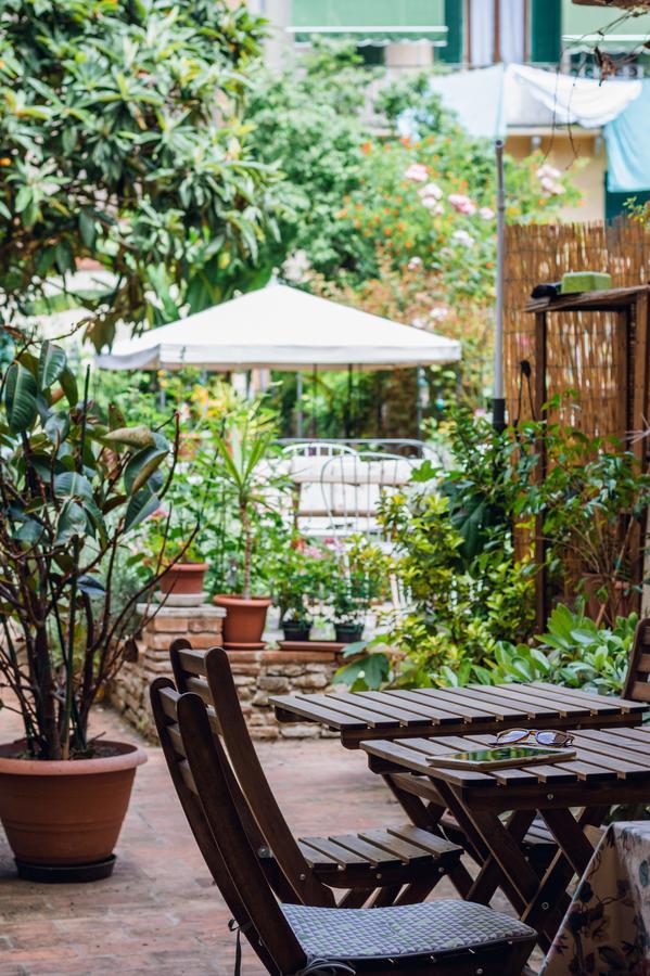 B&B Casa San Jacopo Al Giardino 루카 외부 사진